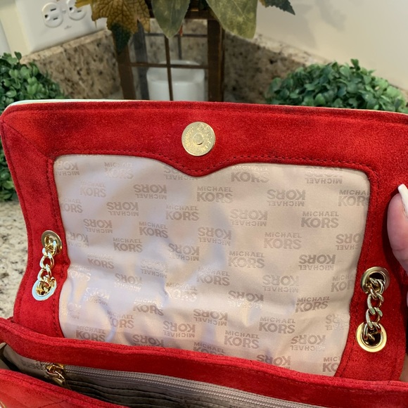 Michael Kors Purse - Picture 4 of 4